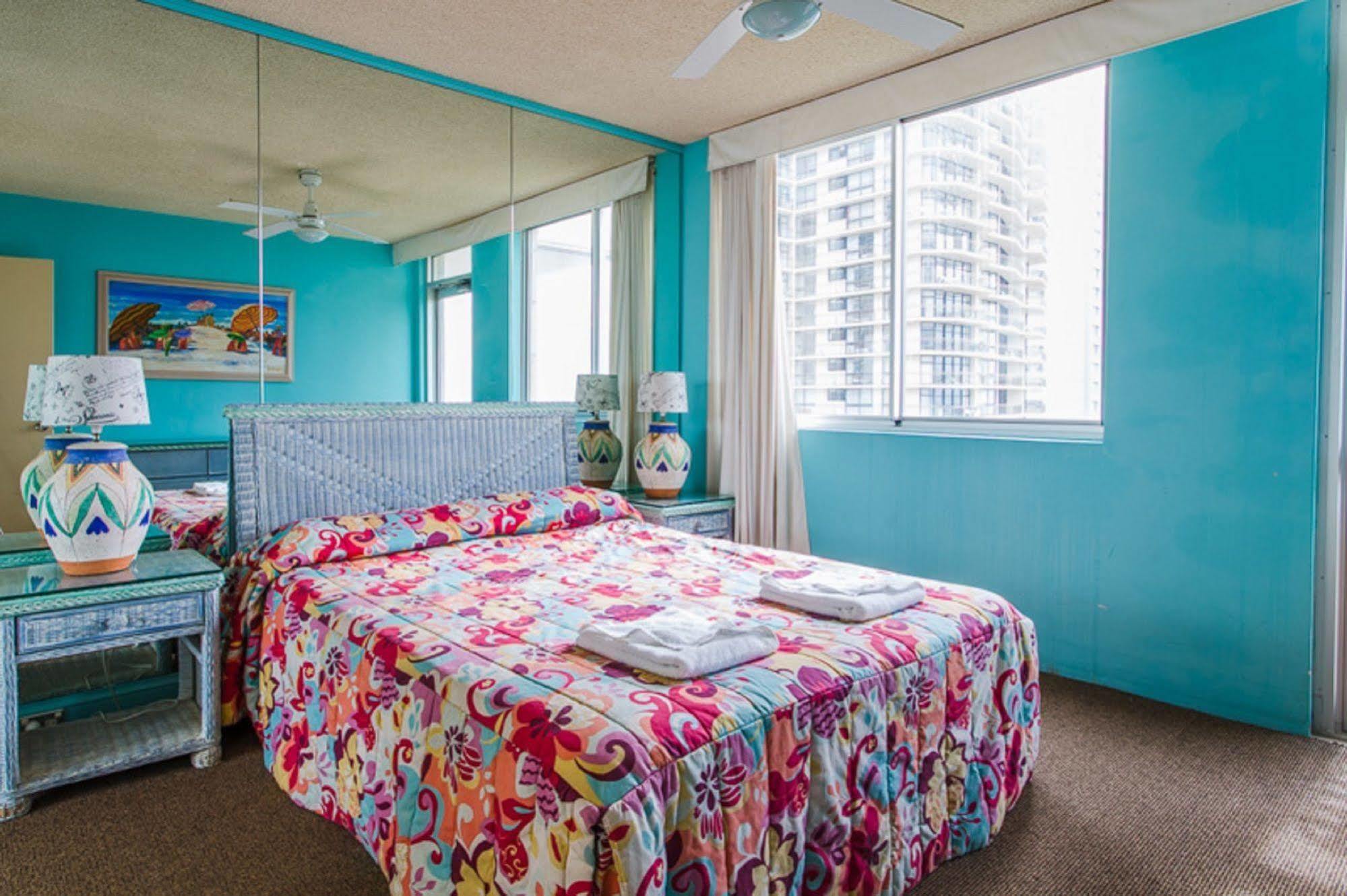 Suntower Holiday Apartments Gold Coast Exterior photo